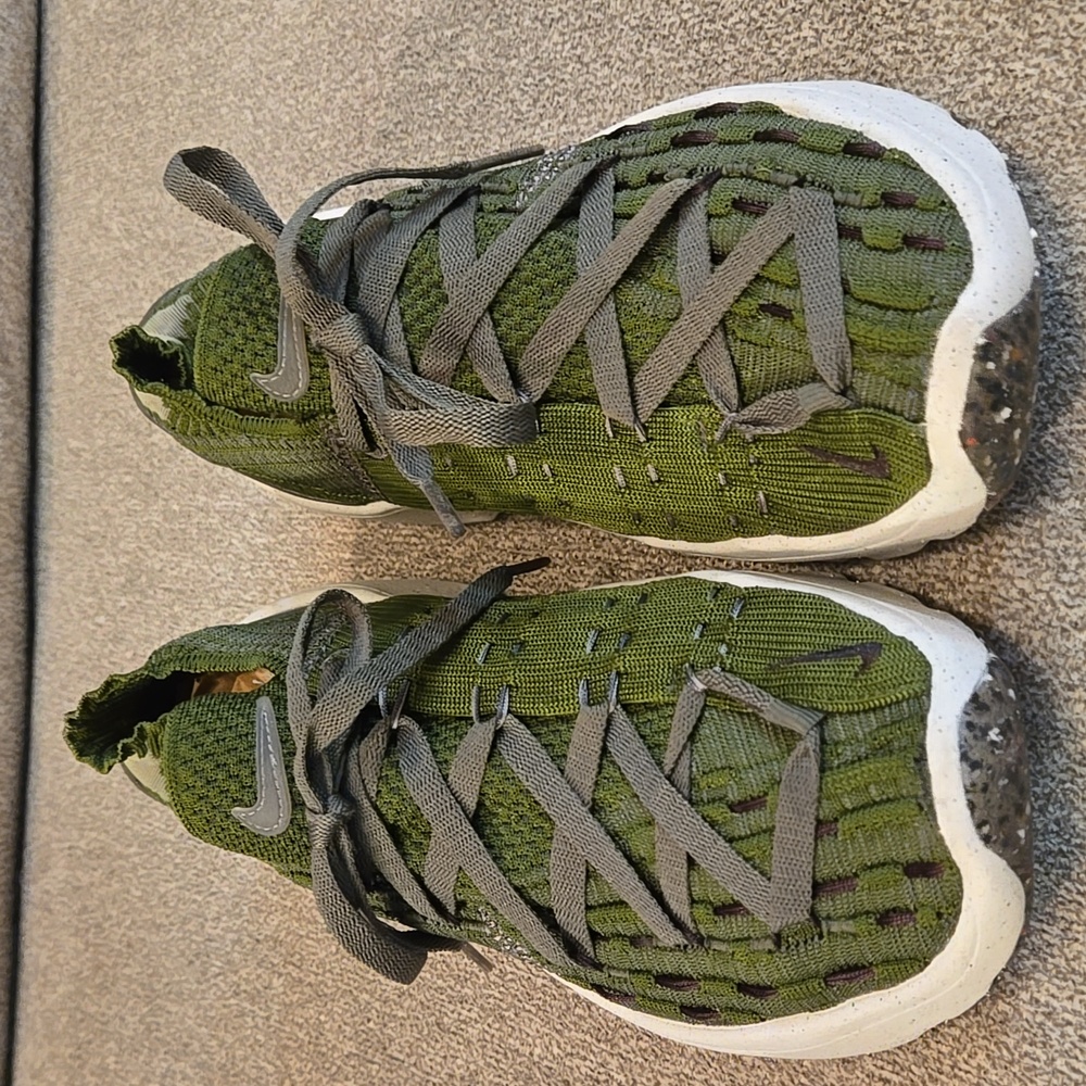 Women's Nike Space Hippie 04 Sneakers In Rough Green Size 9 - Picture 2 of 10